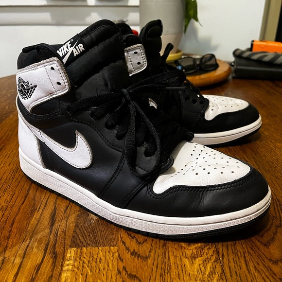 Nike Air Jordan 1 Retro High OG Black White Panda Men’s Size 9.5 DZ5485-010 - Picture 1 of 12